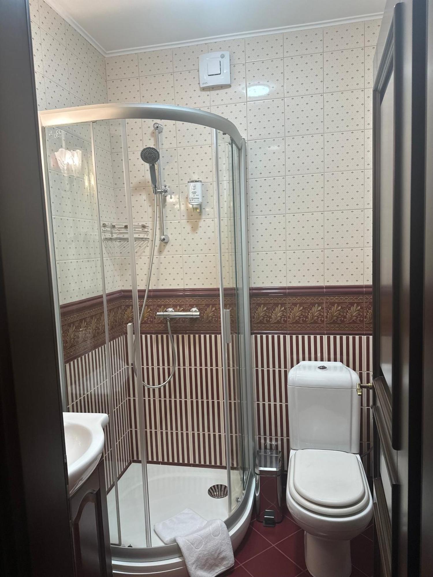 Luxury Boutique Andreevskiy Lviv Buitenkant foto