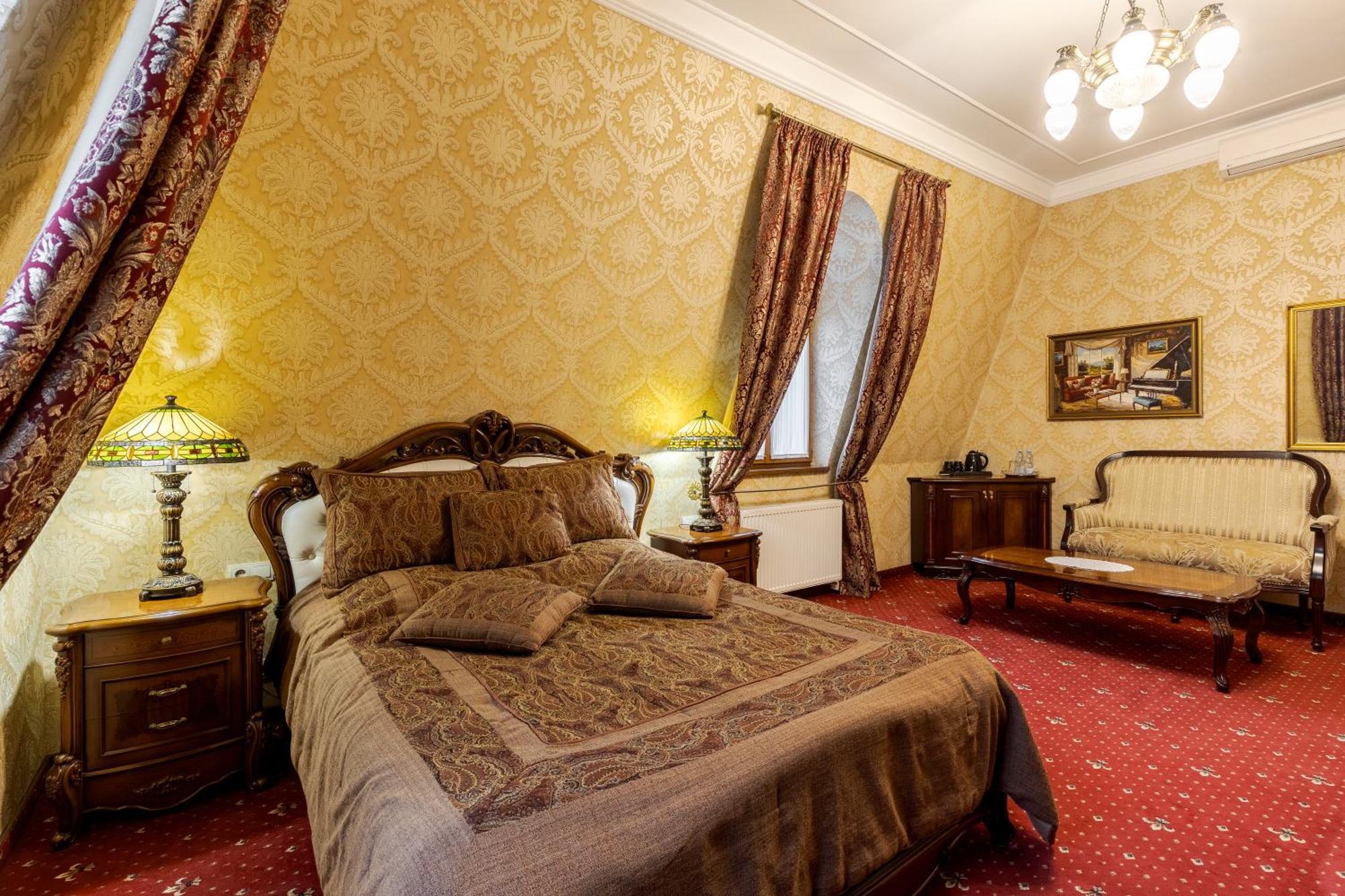 Luxury Boutique Andreevskiy Lviv Buitenkant foto