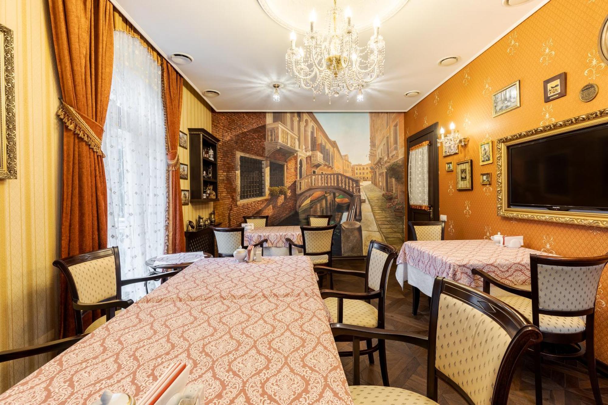 Luxury Boutique Andreevskiy Lviv Buitenkant foto