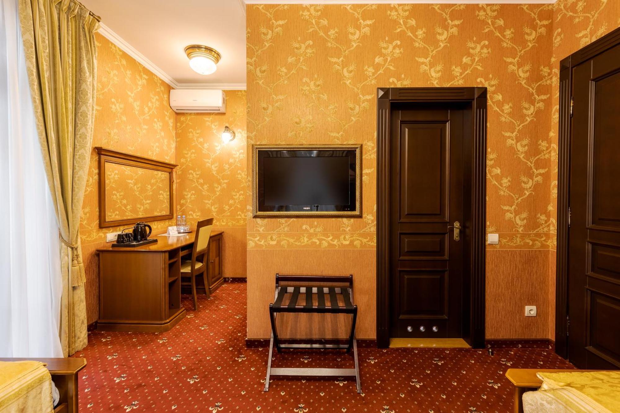 Luxury Boutique Andreevskiy Lviv Buitenkant foto