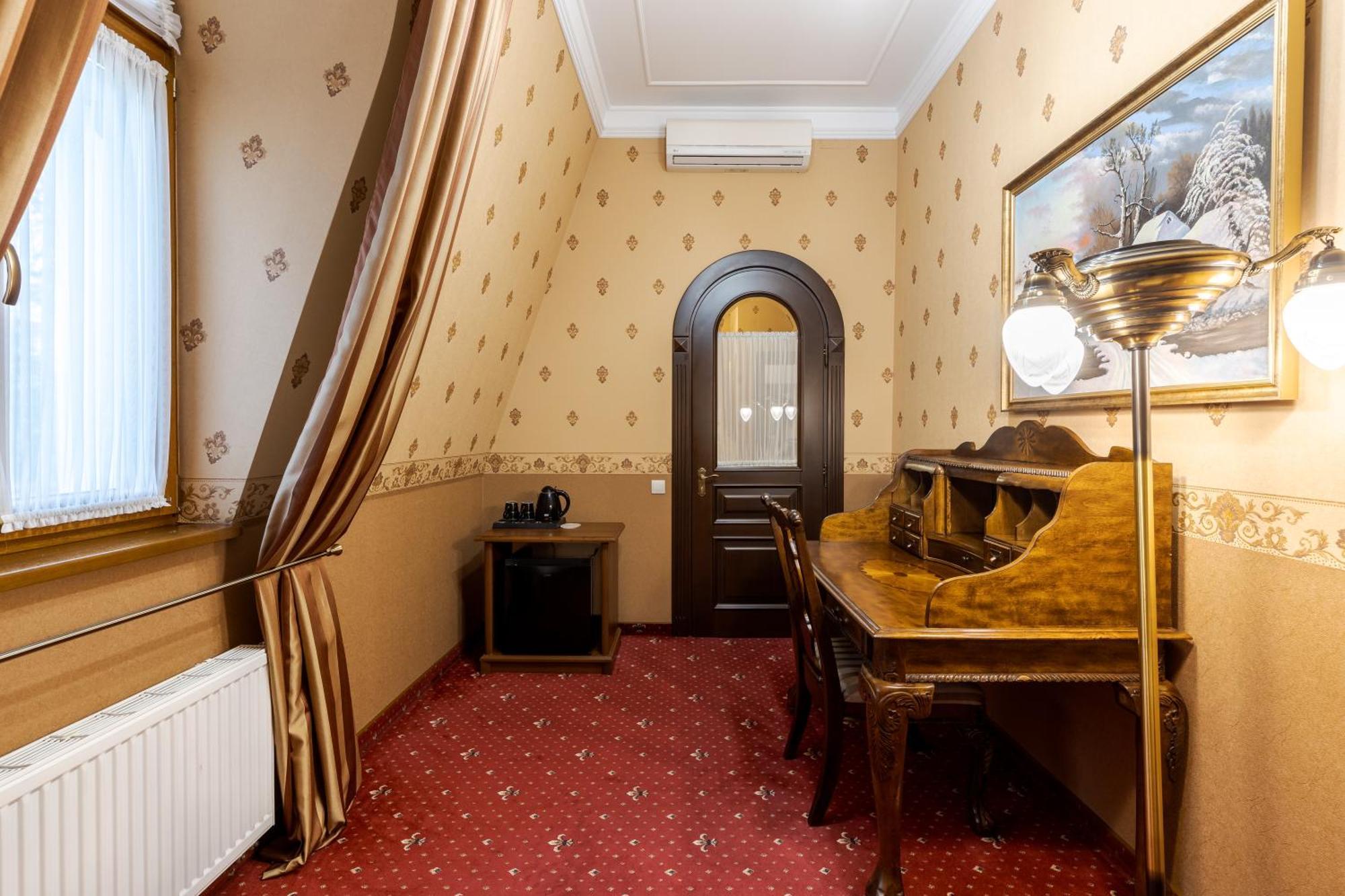 Luxury Boutique Andreevskiy Lviv Buitenkant foto
