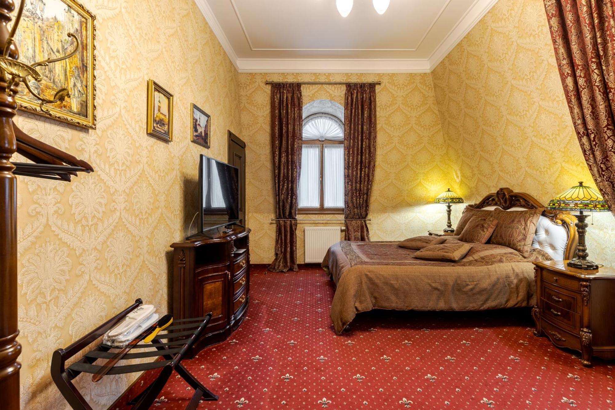 Luxury Boutique Andreevskiy Lviv Buitenkant foto
