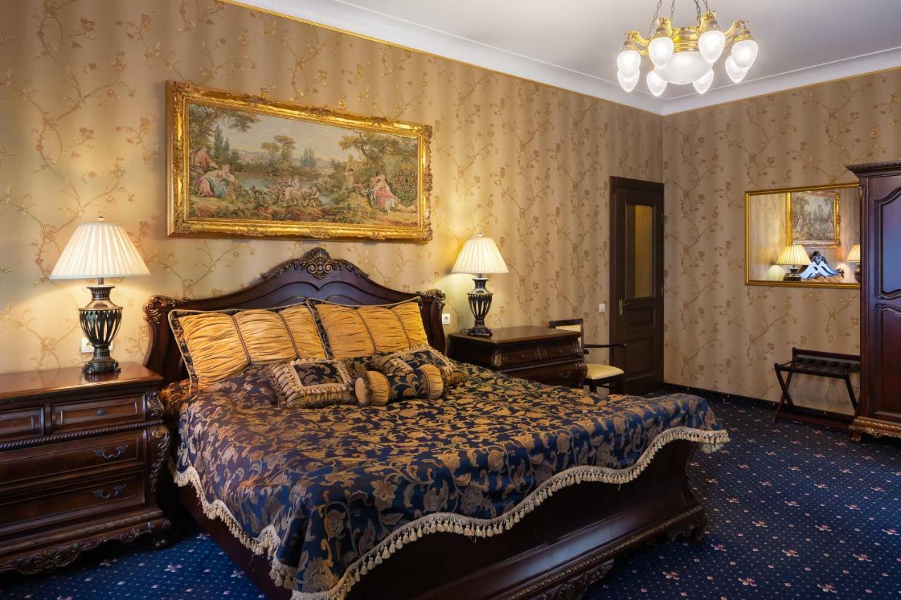 Luxury Boutique Andreevskiy Lviv Buitenkant foto